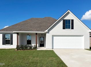 114 Nandina Dr, Scott, LA 70583