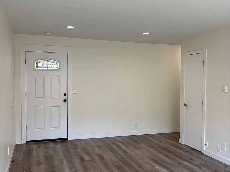 Jennifer Ryan Apartments — Photo 10