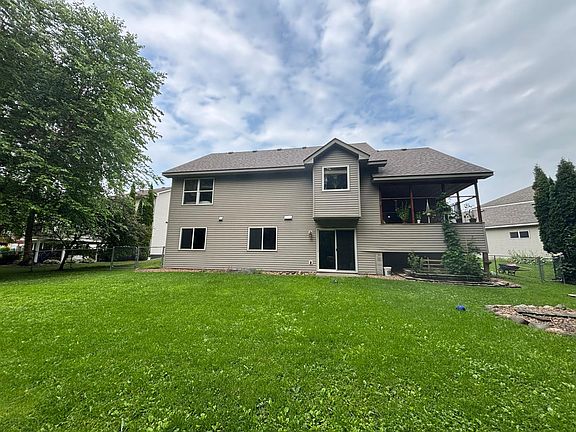 2nd image of 856 Bridle Creek Ln