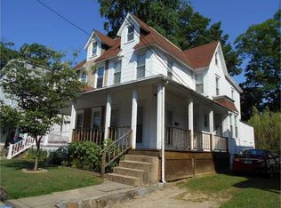 633 Beechwood Ave, Collingdale, PA 19023