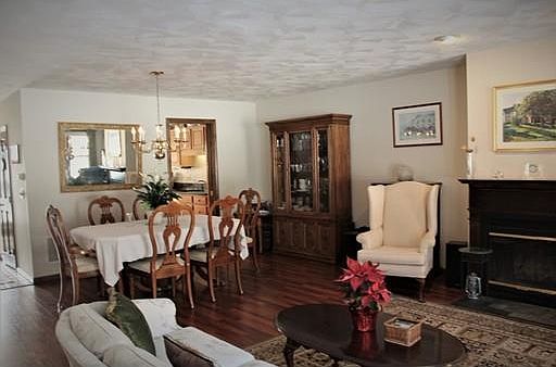 2nd image of 31 Godfrey Ln