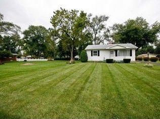 2415 Chevy Chase Dr, Joliet, IL 60435