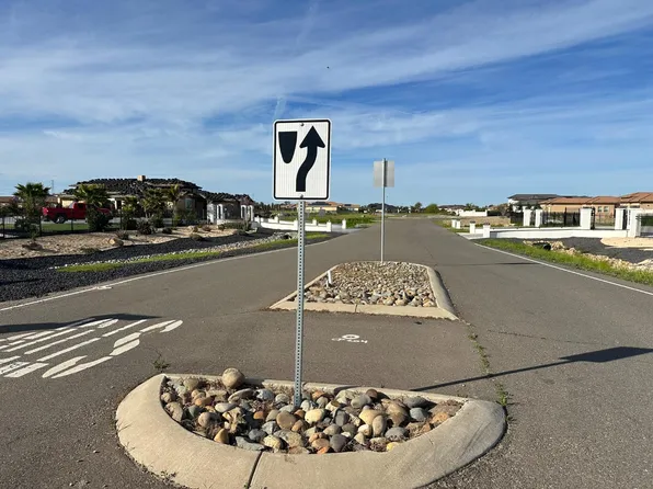 8631 Evian Ct, Elk Grove, CA 95624