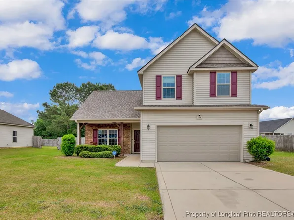 154 Lumber St, Raeford, NC 28376