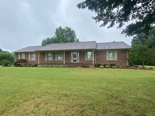 45 Willow Cir, Dyersburg, TN 38024