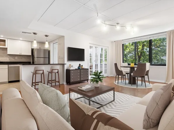 85 Brainerd Rd APT 310, Allston, MA 02134