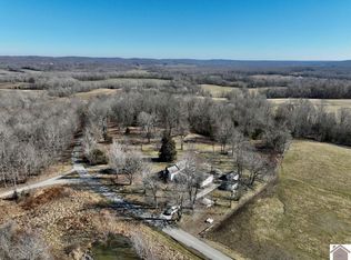 490 W Fork Rd, Fredonia, KY 42411