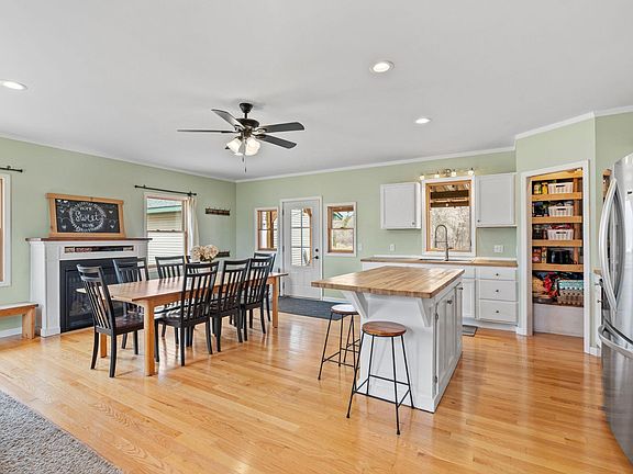 5th image of 13248 95th St NE