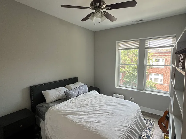 824 N Oakley Blvd #3 — Photo 13