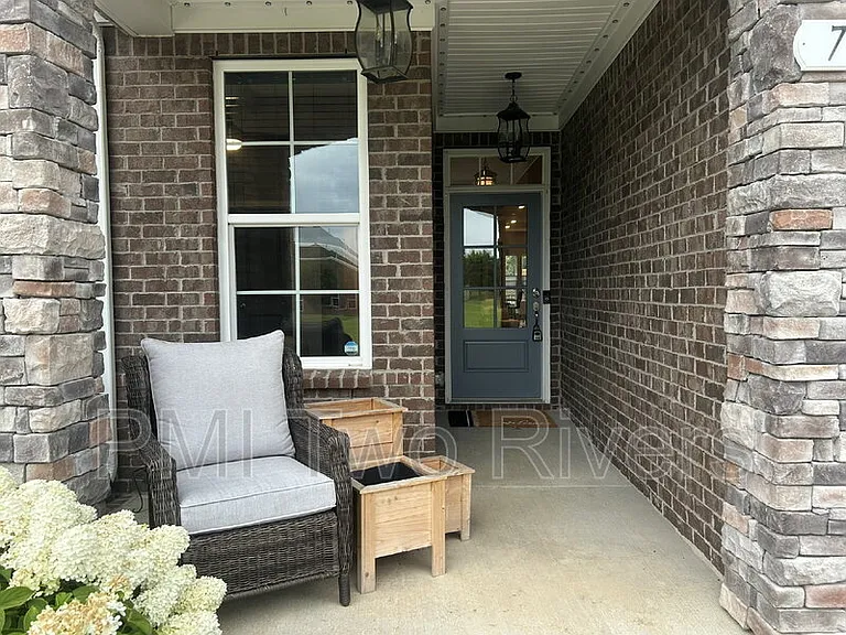 704 Copper Branch Rd — Photo 2