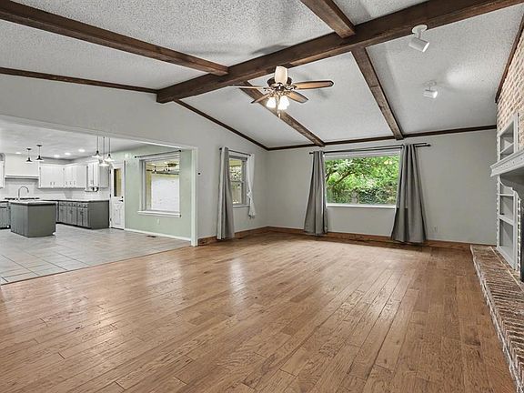 4th image of 2112 Bentham Pl