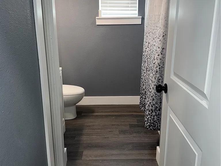 405 E Evans St — Photo 6