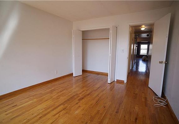 2nd image of 68A Sharon St Floor 2