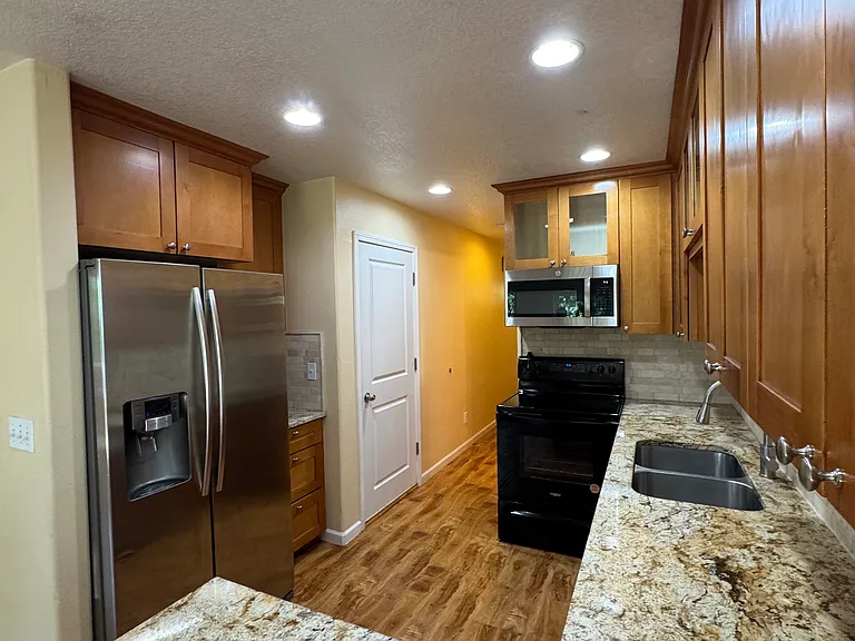 4863 SW 141st Ave — Photo 10