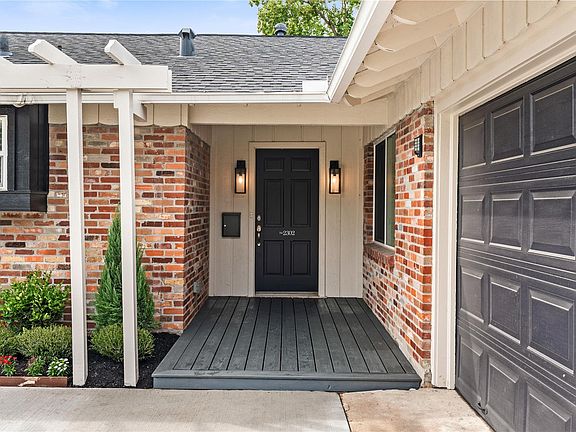 5th image of 2302 Willowby Dr