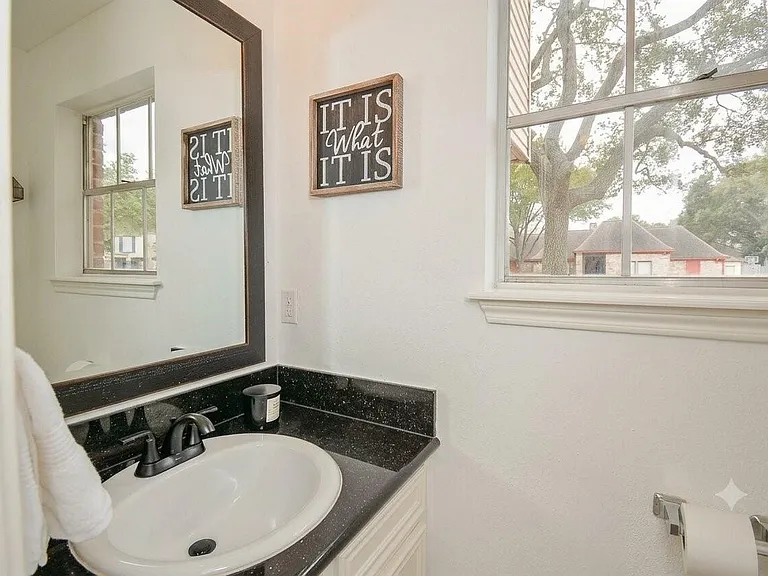 15302 La Mancha Dr — Photo 21