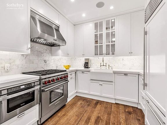 3rd image of 28 E 10th St #1H