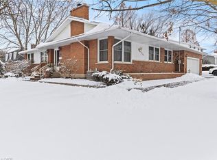 7075 Waterloo Dr, Niagara Falls, ON L2J 1E3