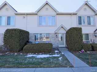 50554 Maurice Rd, Chesterfield, MI 48047