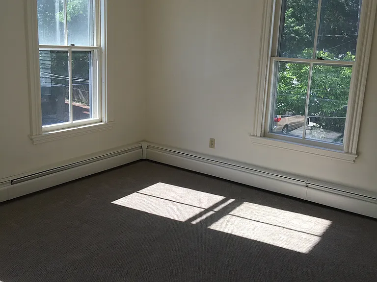 30 Titcomb St #3 — Photo 6