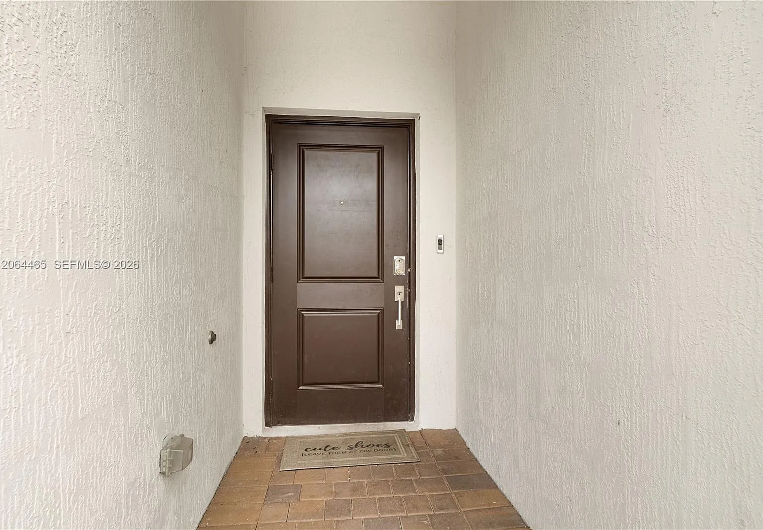 3 bed, 1328 sqft, $3,250 — Photo 2