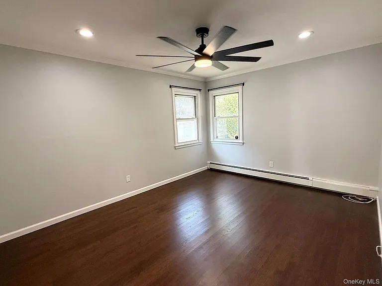 15 W Walnut St — Photo 11