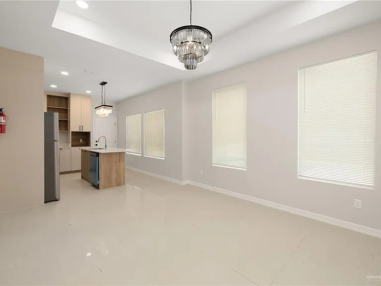 4305 Heron Ave #6 — Photo 6