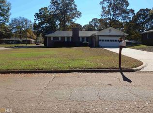 1502 Teakwood Dr, Griffin, GA 30223