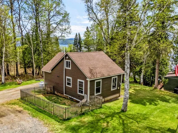 112 Lakeside Lodges Road, Rangeley, ME 04970
