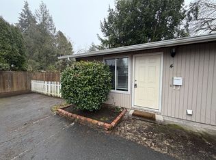 198 E Milton St #4, Lebanon, OR 97355