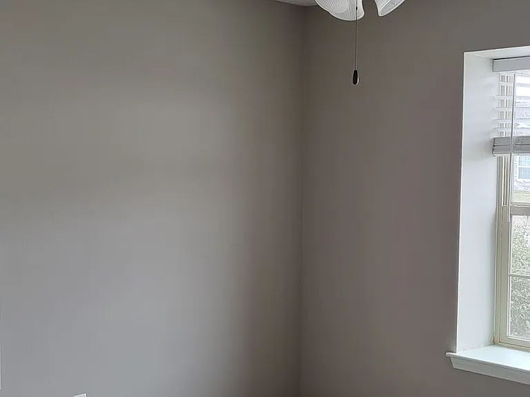 1226 Montana Pl — Photo 10
