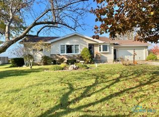 13729 W State Route 105, Oak Harbor, OH 43449