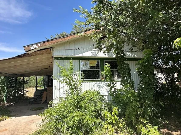 5526 Lake View Dr, Granbury, TX 76048