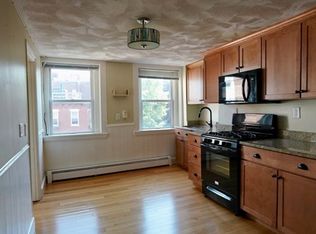 197 Salem St APT 3, Boston, MA 02113