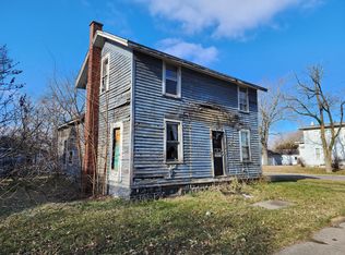 801 S Main St, Three Rivers, MI 49093