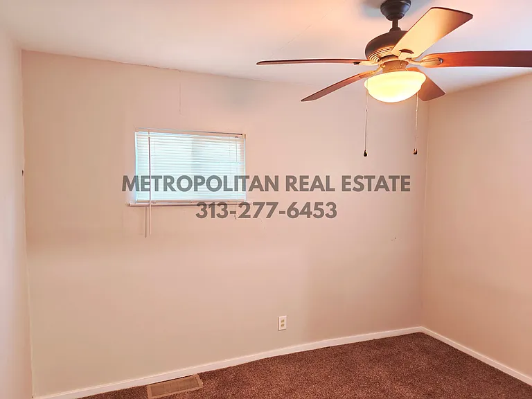 31820 Bay Ct — Photo 15