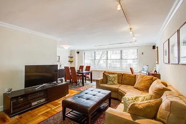 Sold by Compass | media 19