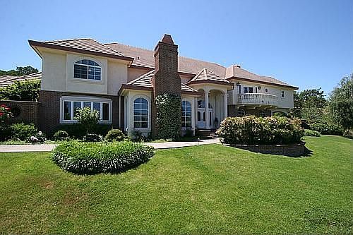 1st image of 265 Montego Dr