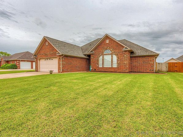 605 Cary Pl, Muskogee, OK 74403