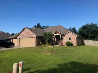 11993 Hidden Run Rd, Guthrie, OK 73044