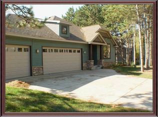 1444 Creekwood Dr, New Richmond, WI 54017