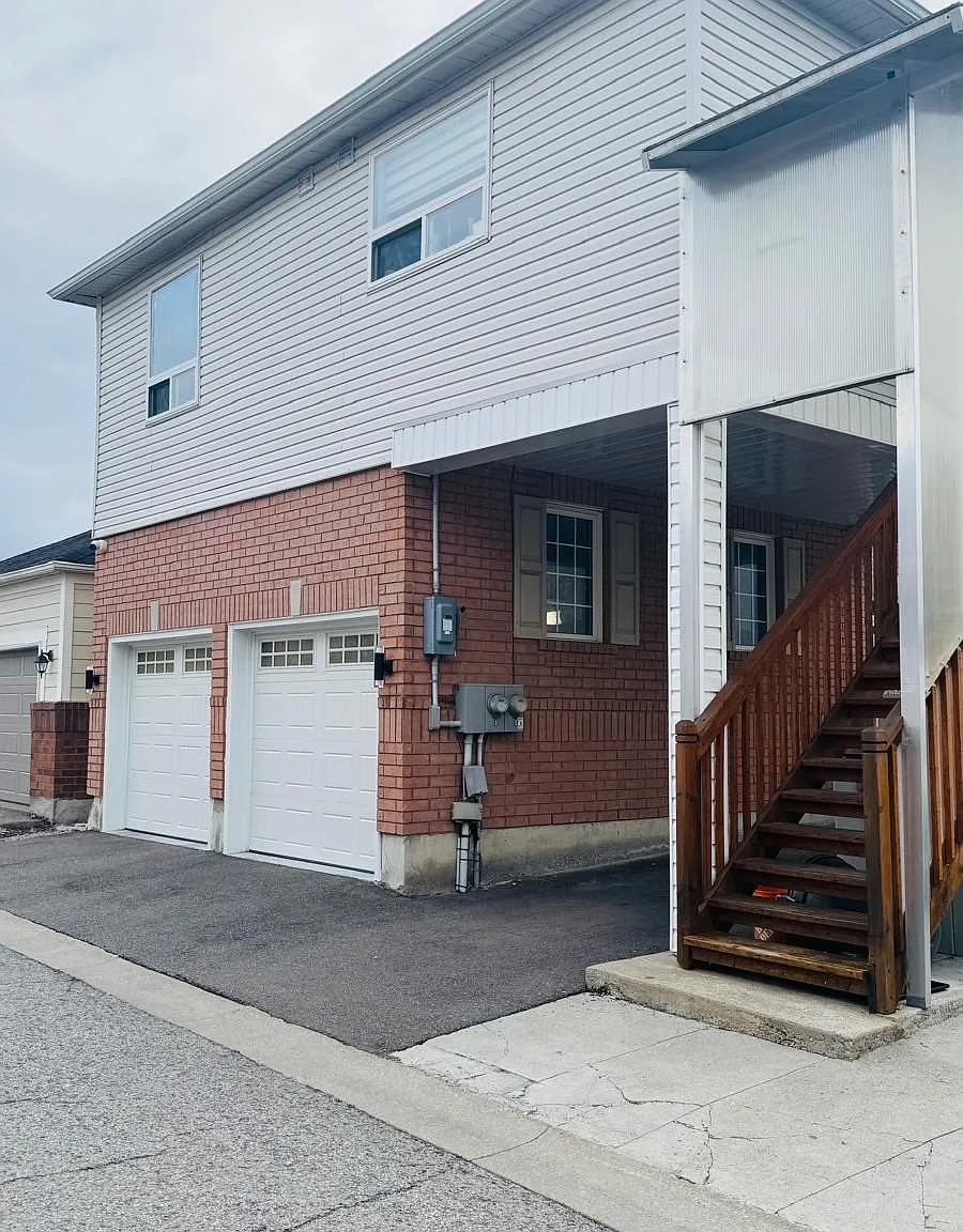 2 bed, $2,100 — Photo 2