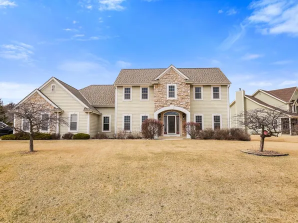 3123 Twin Creeks ROAD, Jackson, WI 53037