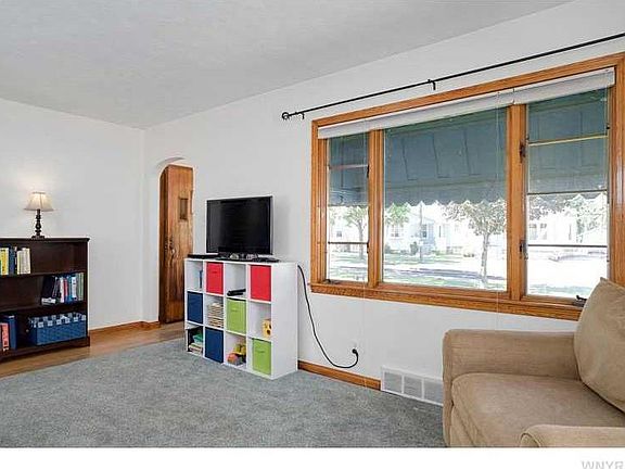 4th image of 207 Kohler St