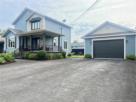 4th image of 37 Beaulieu St