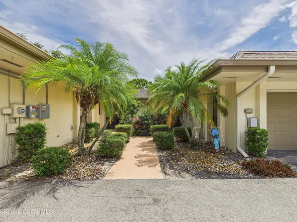 246 Country Club Dr, Melbourne, FL 32940