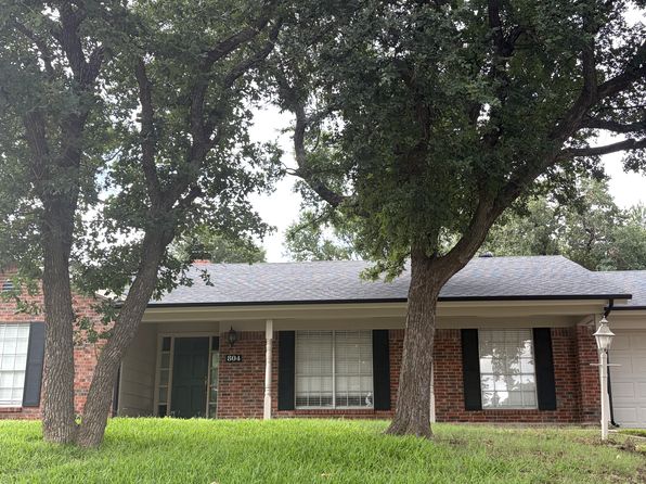 804 Spring Brook Dr
