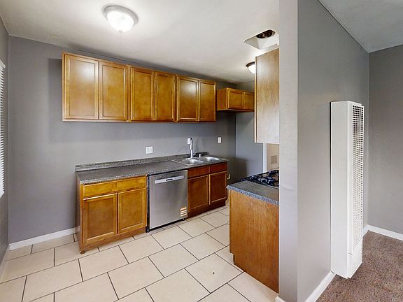 4th image of 34059 Avenue J APT B