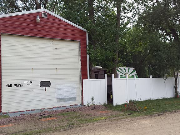 2nd image of 251 N 2nd Ave