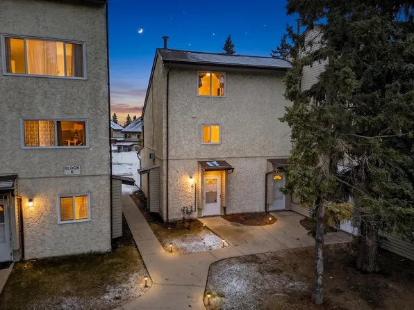 5A Meadowlark Vlg NW, Edmonton, AB T5R 5X3
